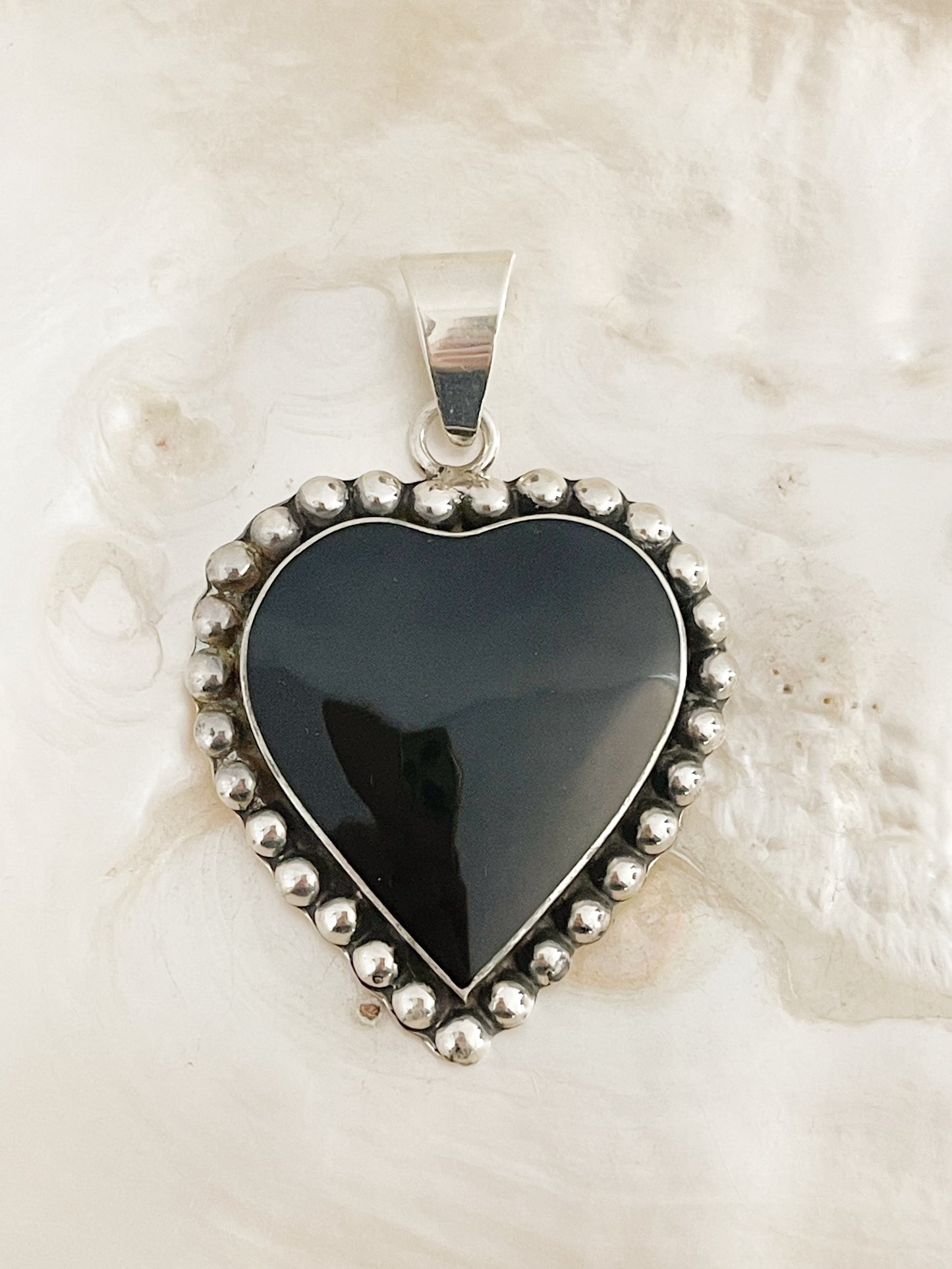 1980’s Onyx Heart Pendant Top.