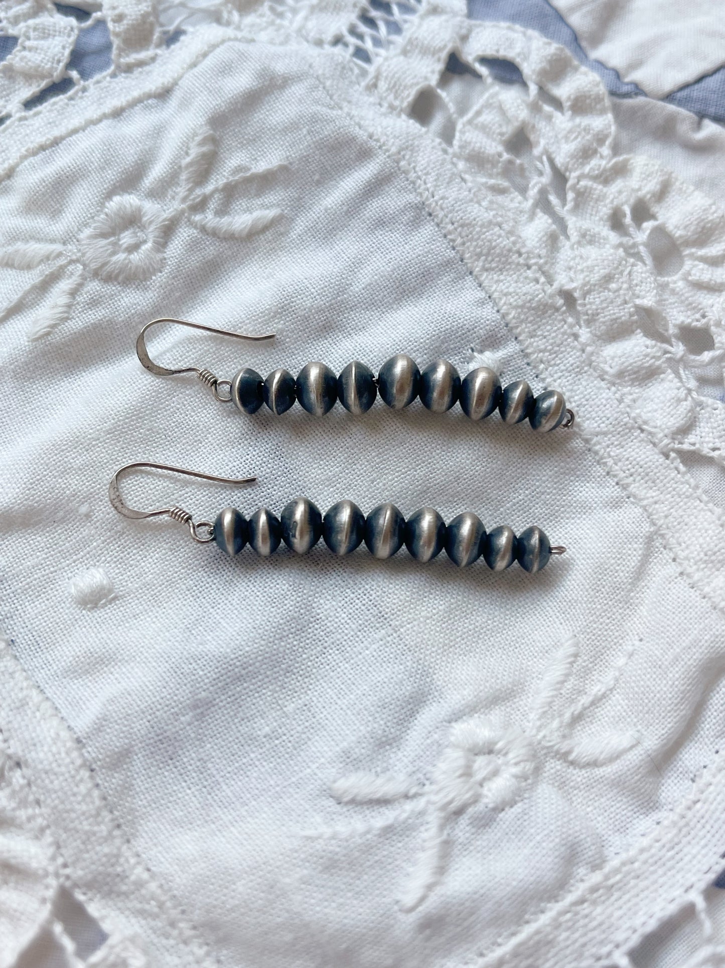 Navajo Pearl Drop Pierce