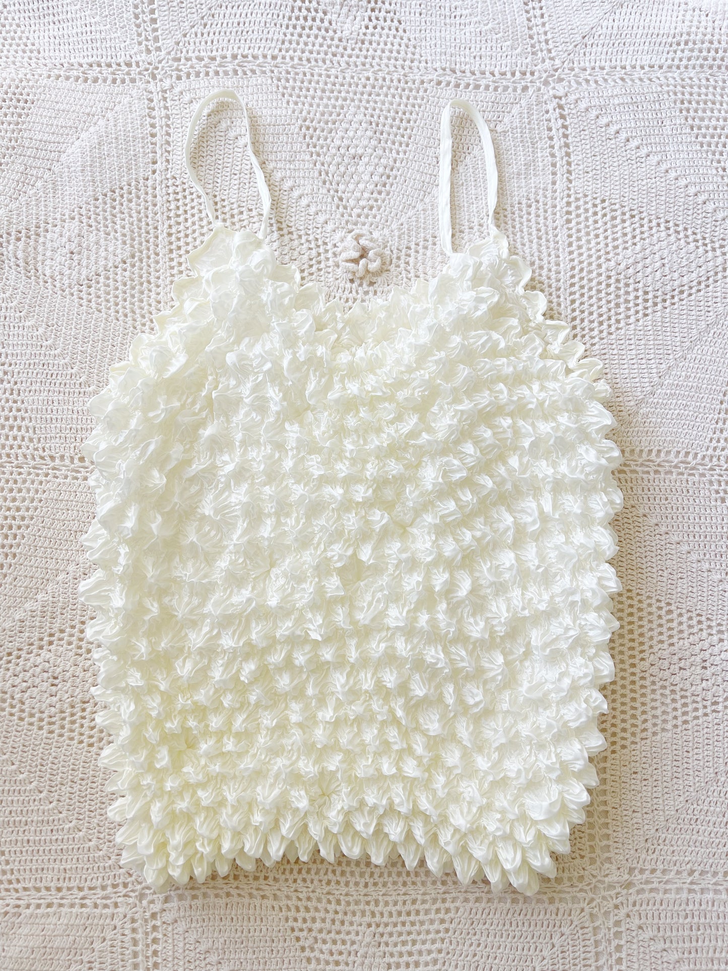 1990s Popcorn Camisole Tops.