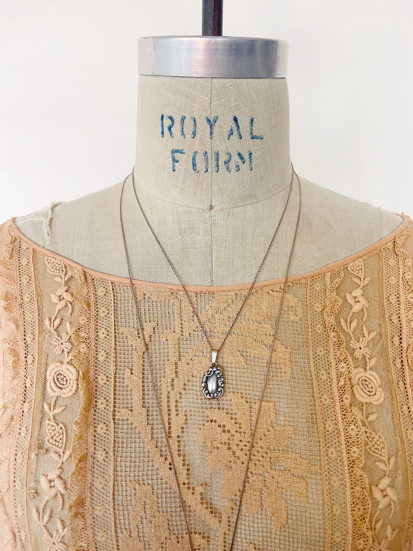 Vintage Engravable Silver Necklace