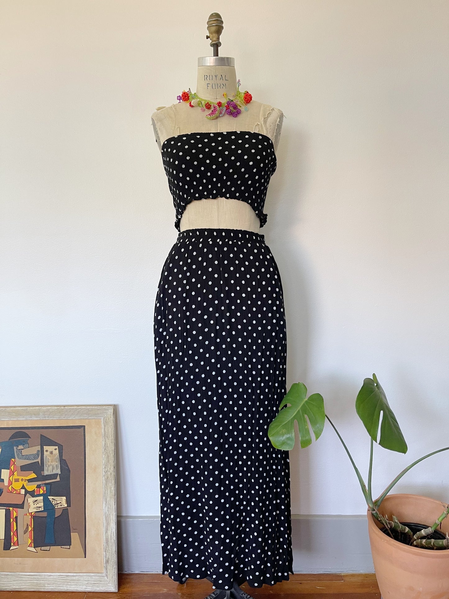 1990s Pretty Dots Set-up