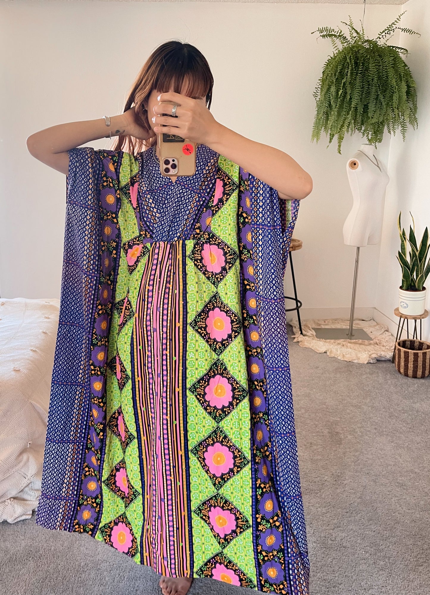 1970‘s Long Flowered Dress.