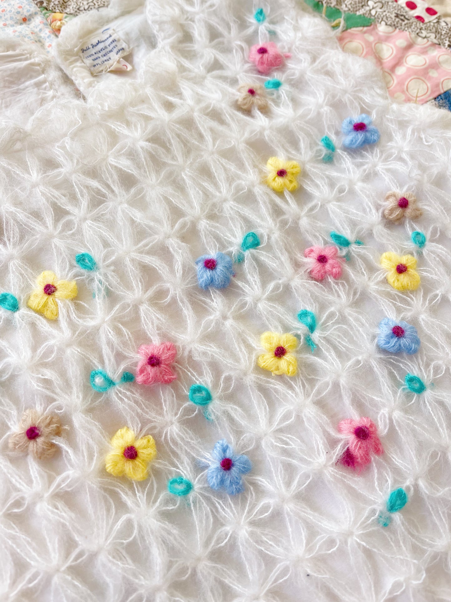 1960s Hand Crochet Sleeveless Tops