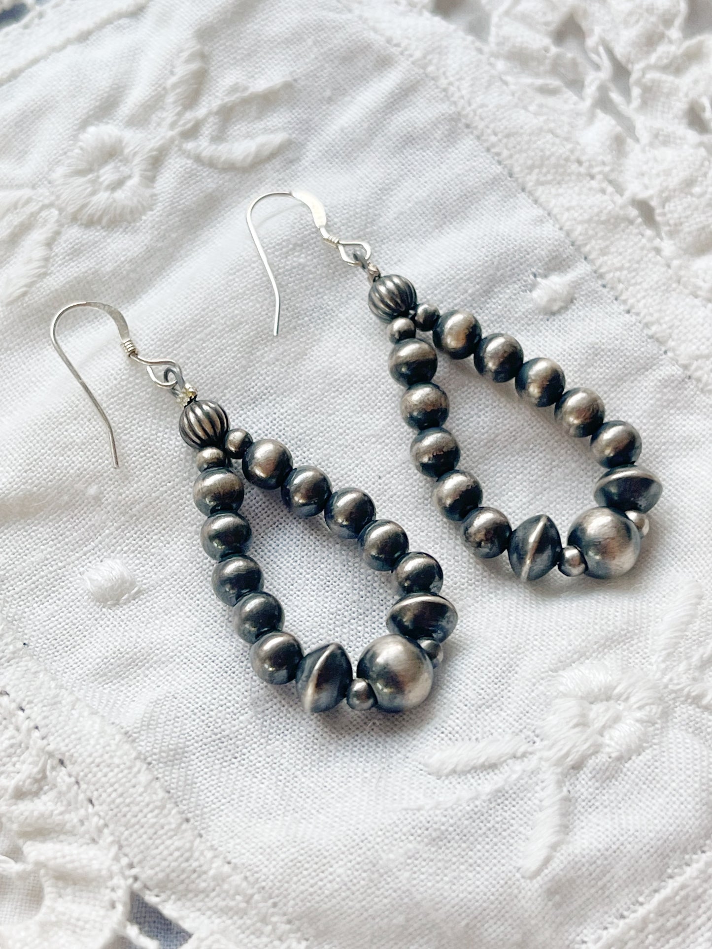 Navajo Pearl Hoop Pierce