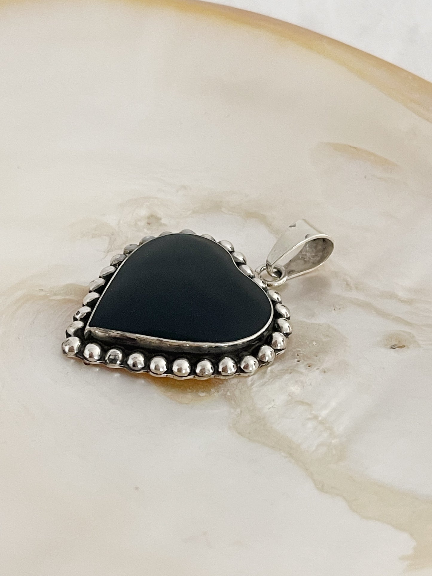 1980’s Onyx Heart Pendant Top.