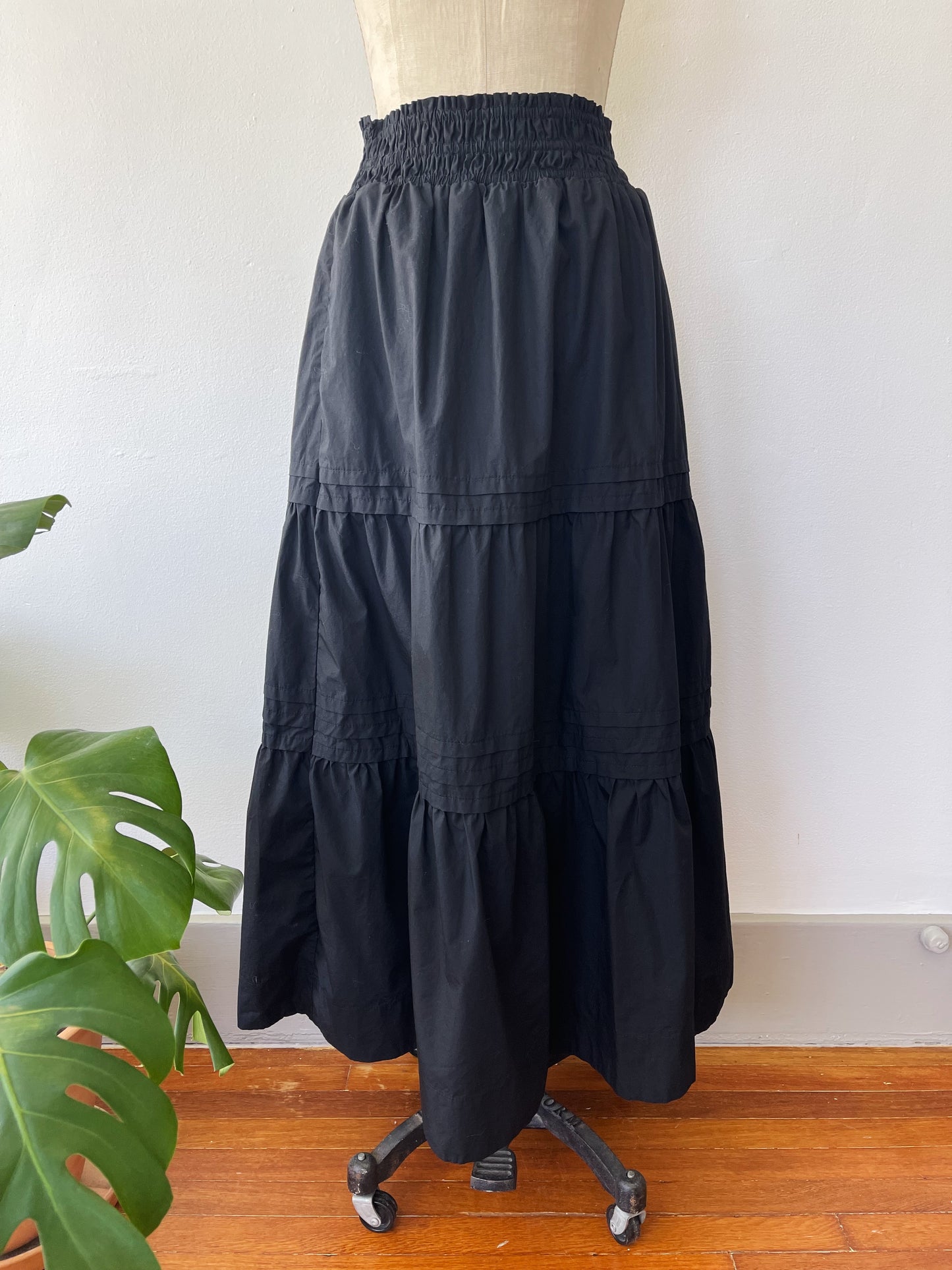 Black Flare Long Skirt