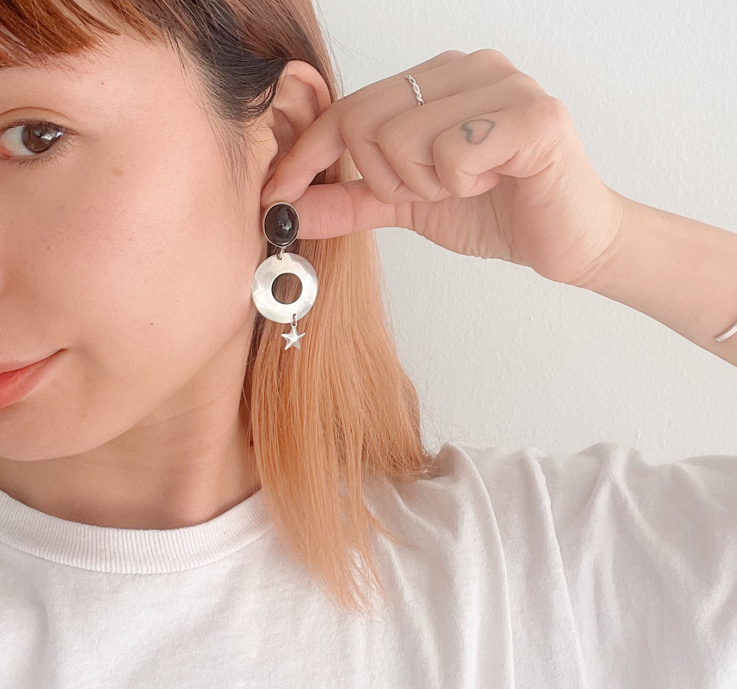 Vintage Onyx Silver Pierce.