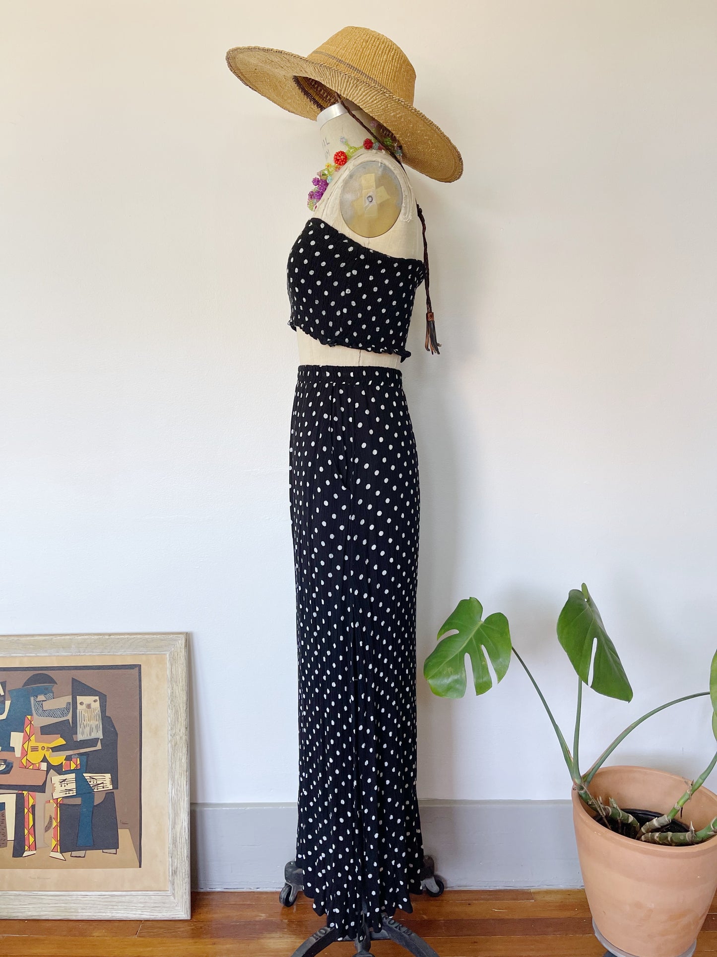 1990s Pretty Dots Set-up