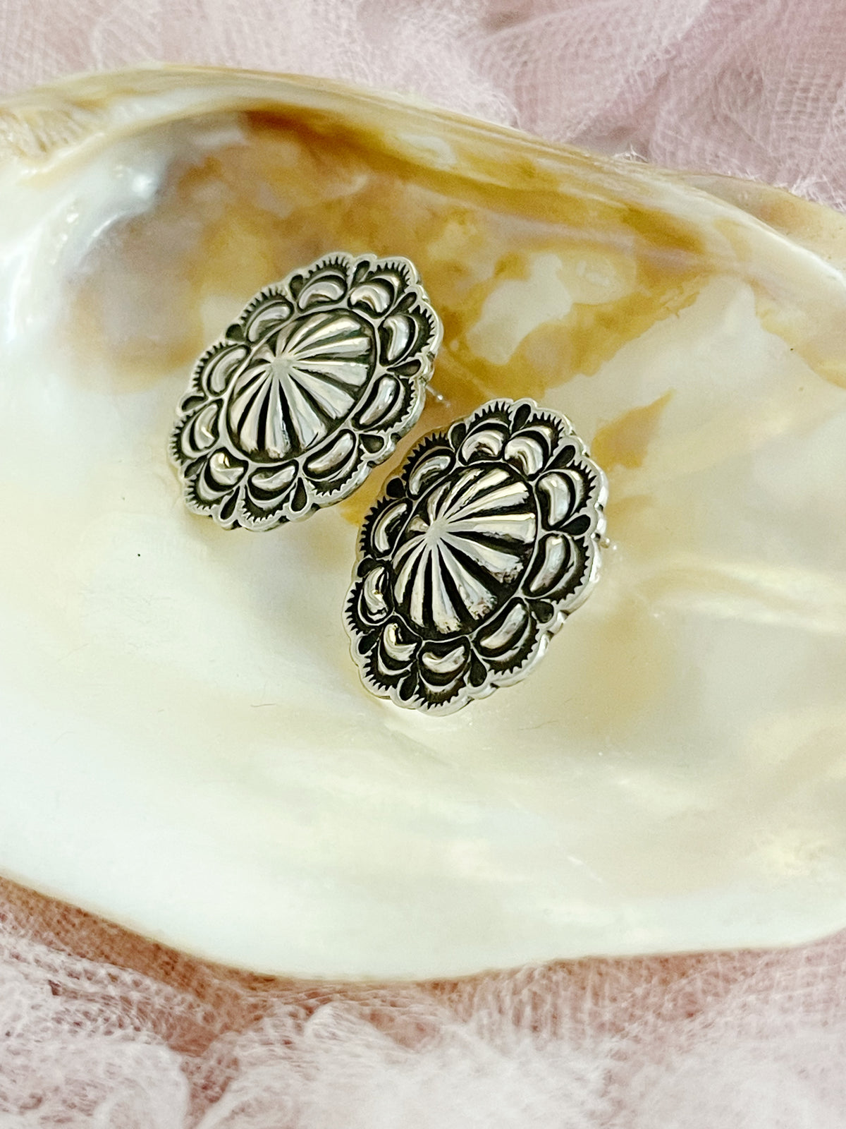Tsosie Orville White Silver Concho Pierce