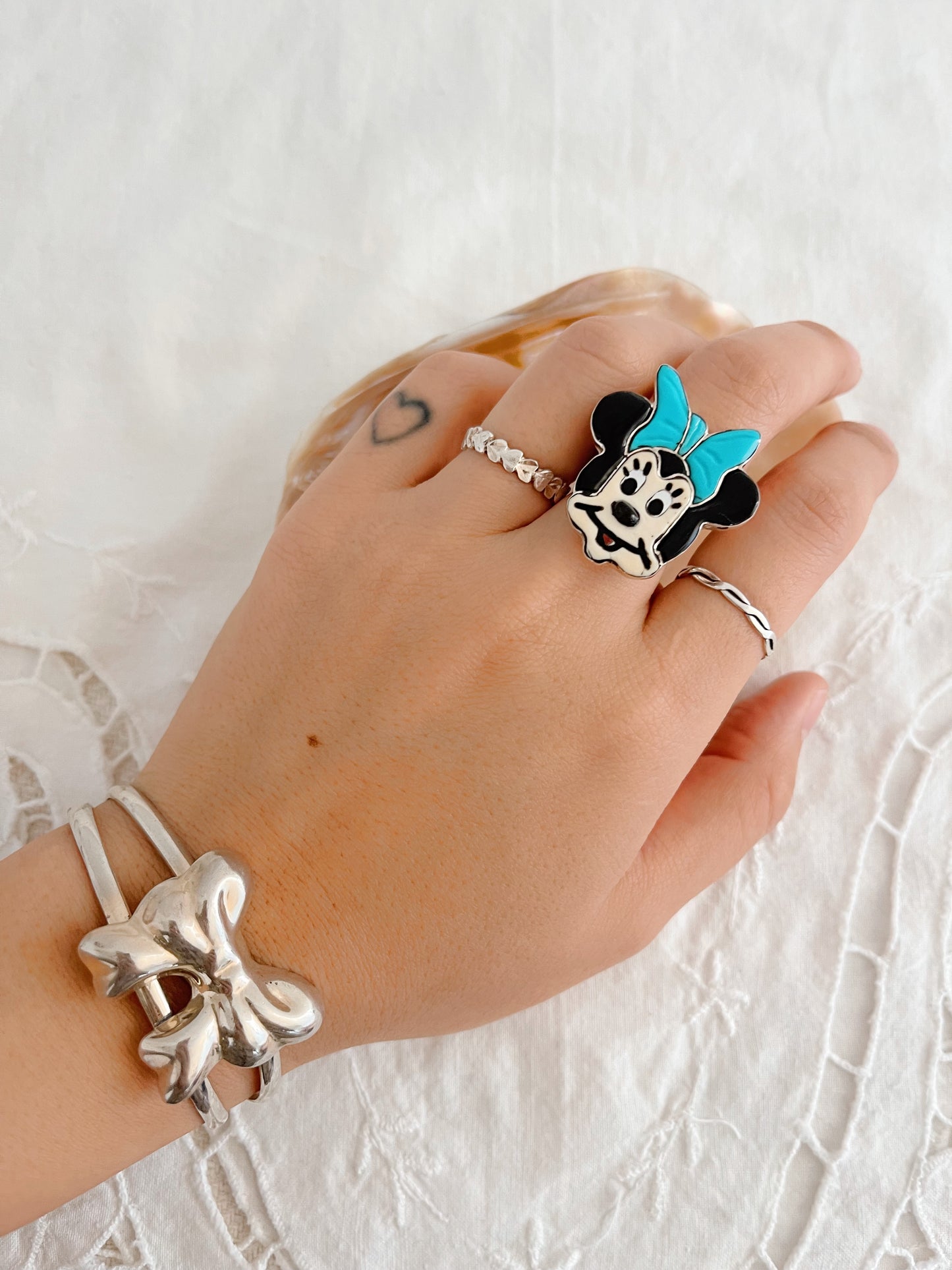 Andrea Lonjose Minnie Ring.