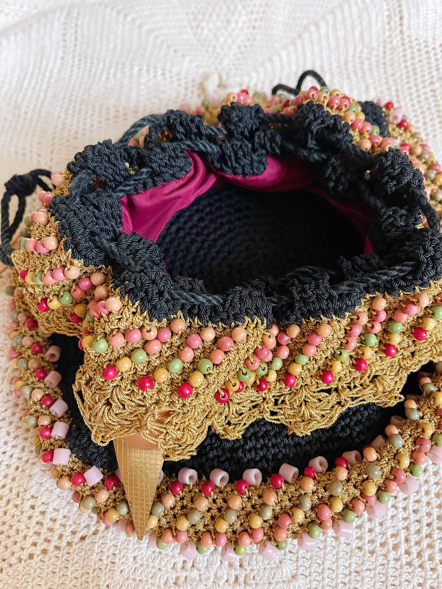 Vintage 1940's Black Crochet Purse.