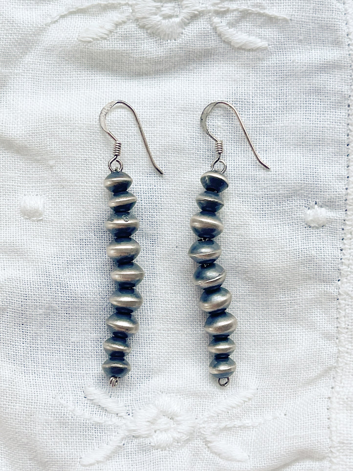Navajo Pearl Drop Pierce