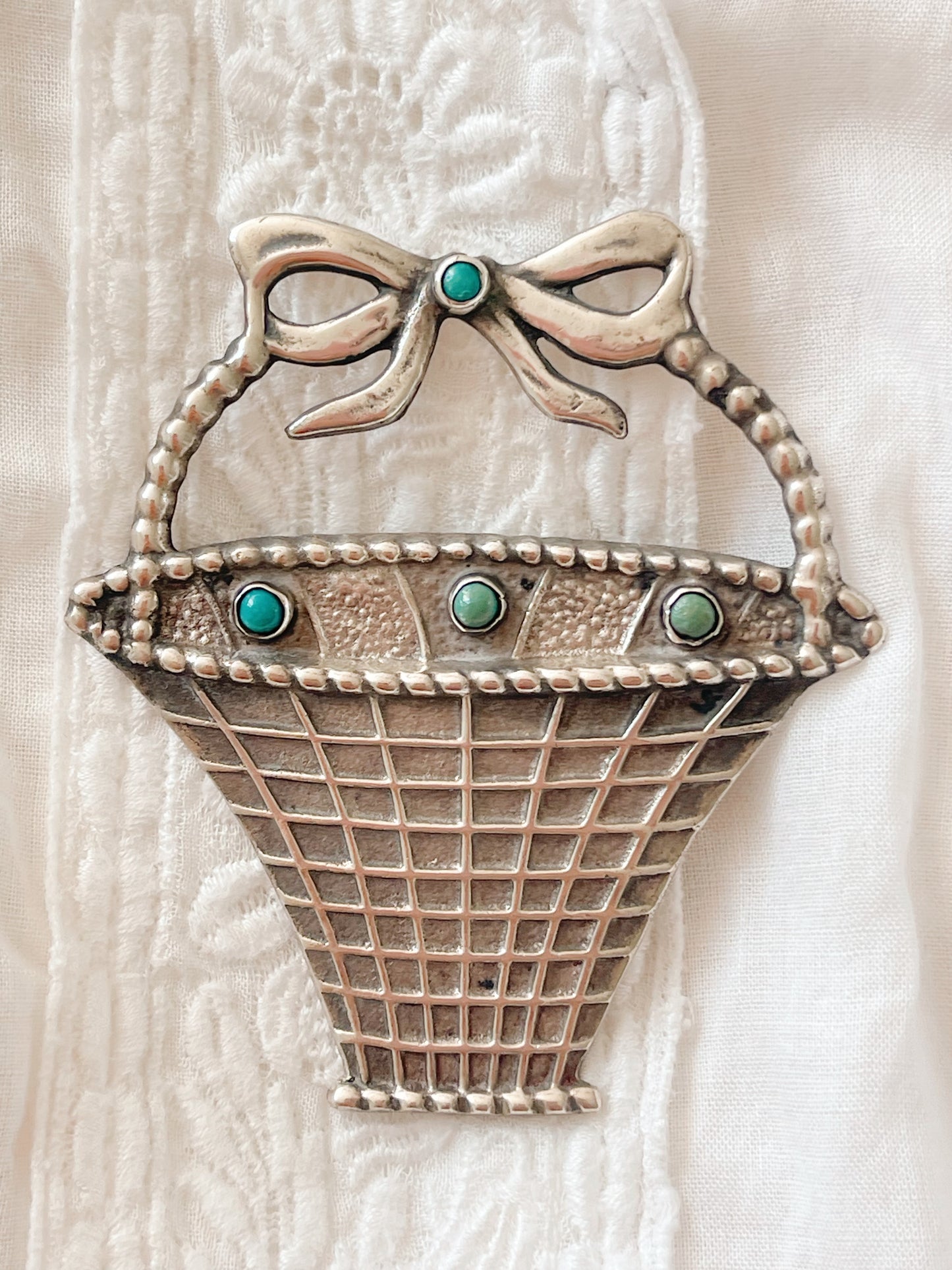 Vintage Rare Ribbon Basket Brooch