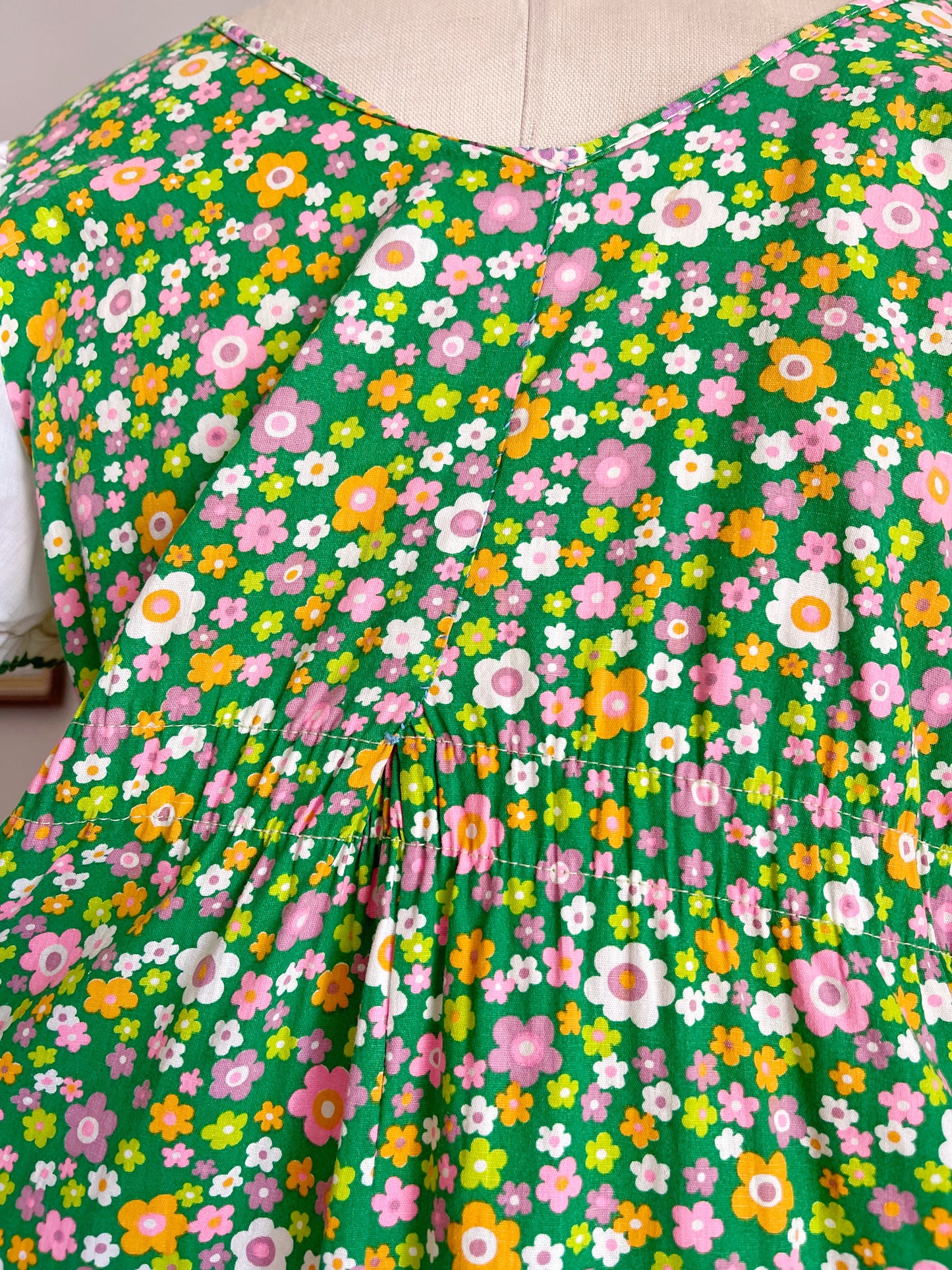 1970‘s Flowered Long Dress.