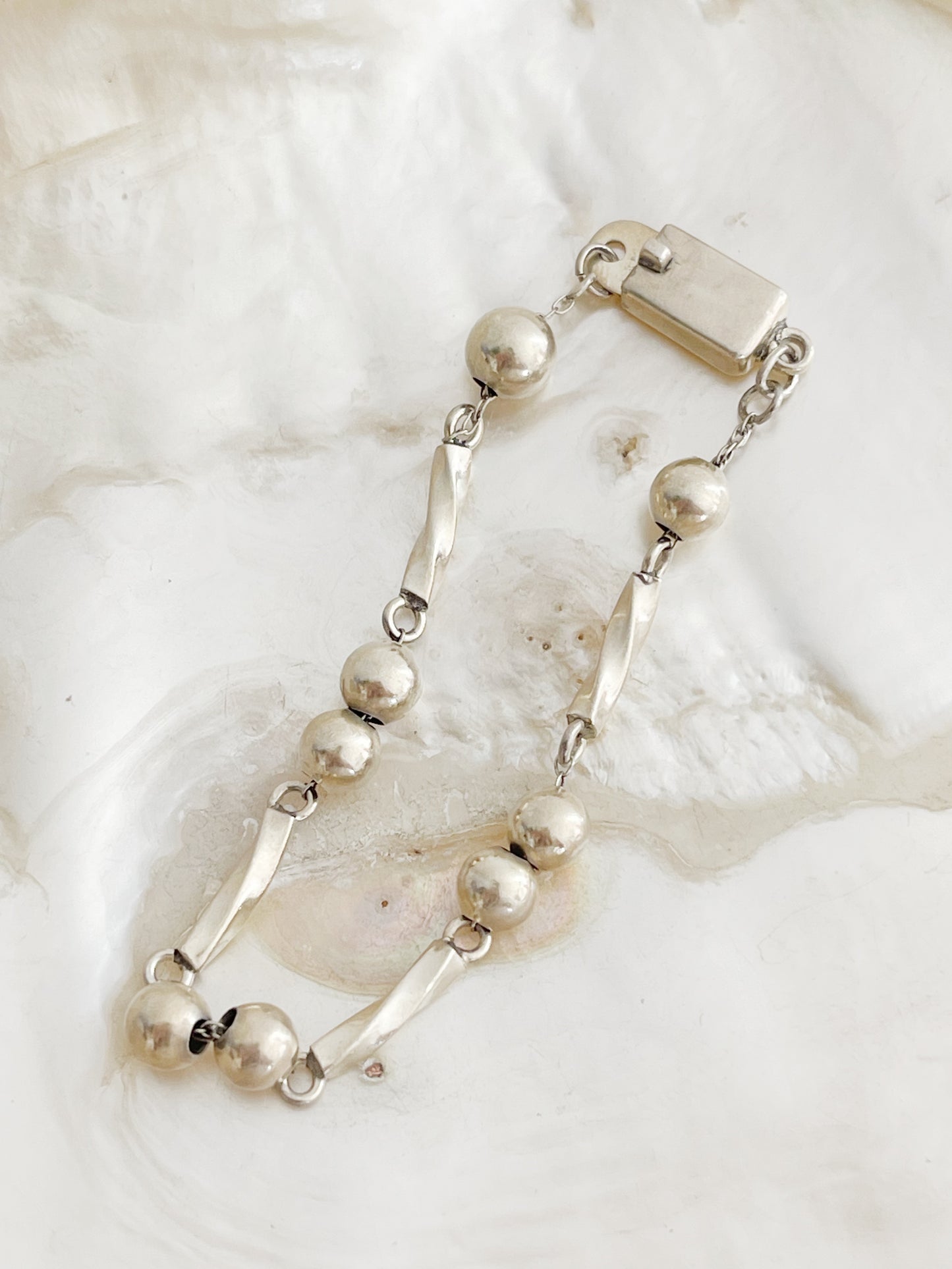 Vintage Bar and Ball Beads Silver Bracelet.