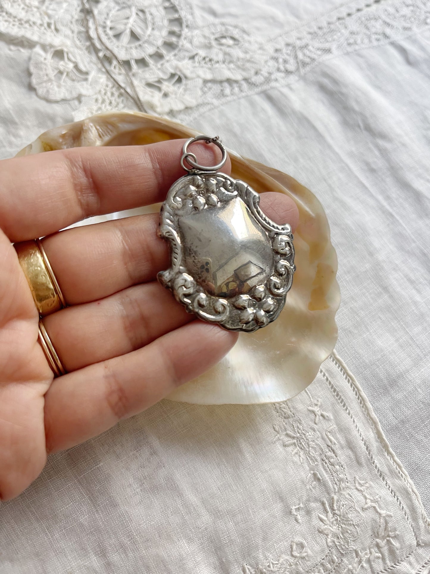 Vintage Engravable Silver Necklace