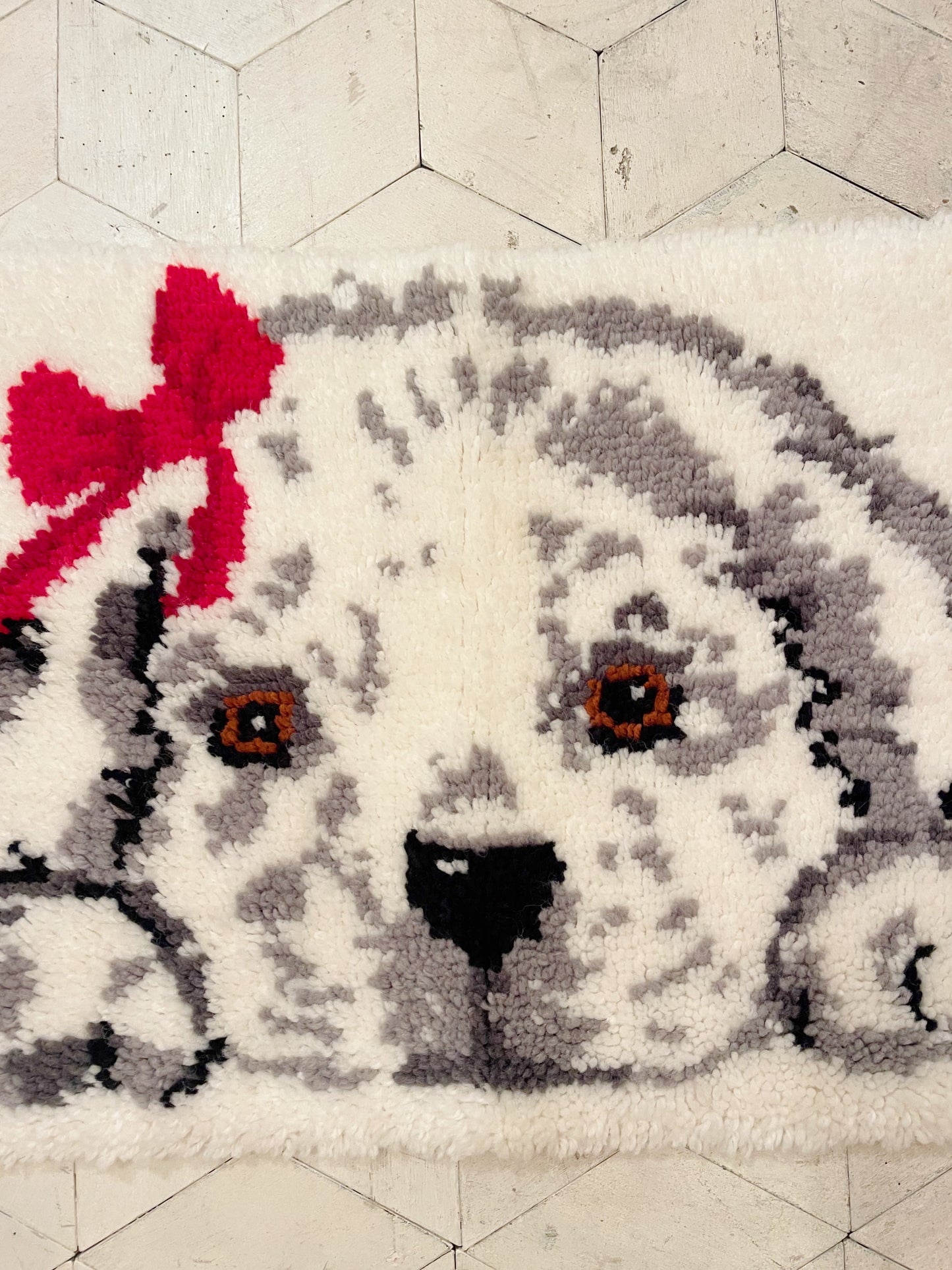 Latch Hook Puppy with Ribbon Rug