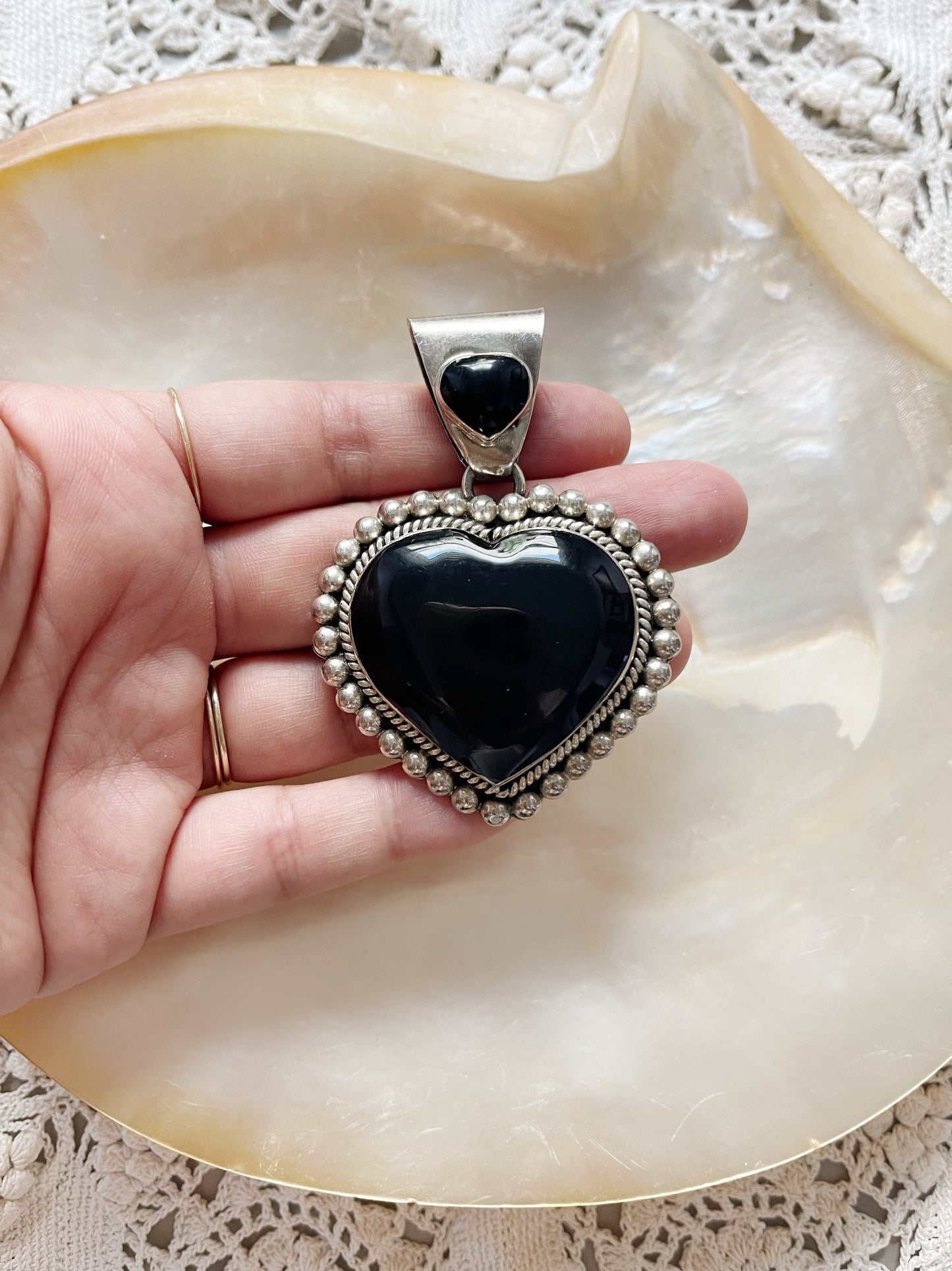 1980s Large Size Onyx Double Heart Pendant Top