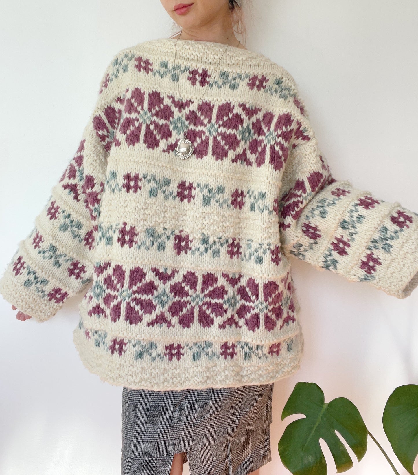 Vintage Ecuador Wool Flower Sweater