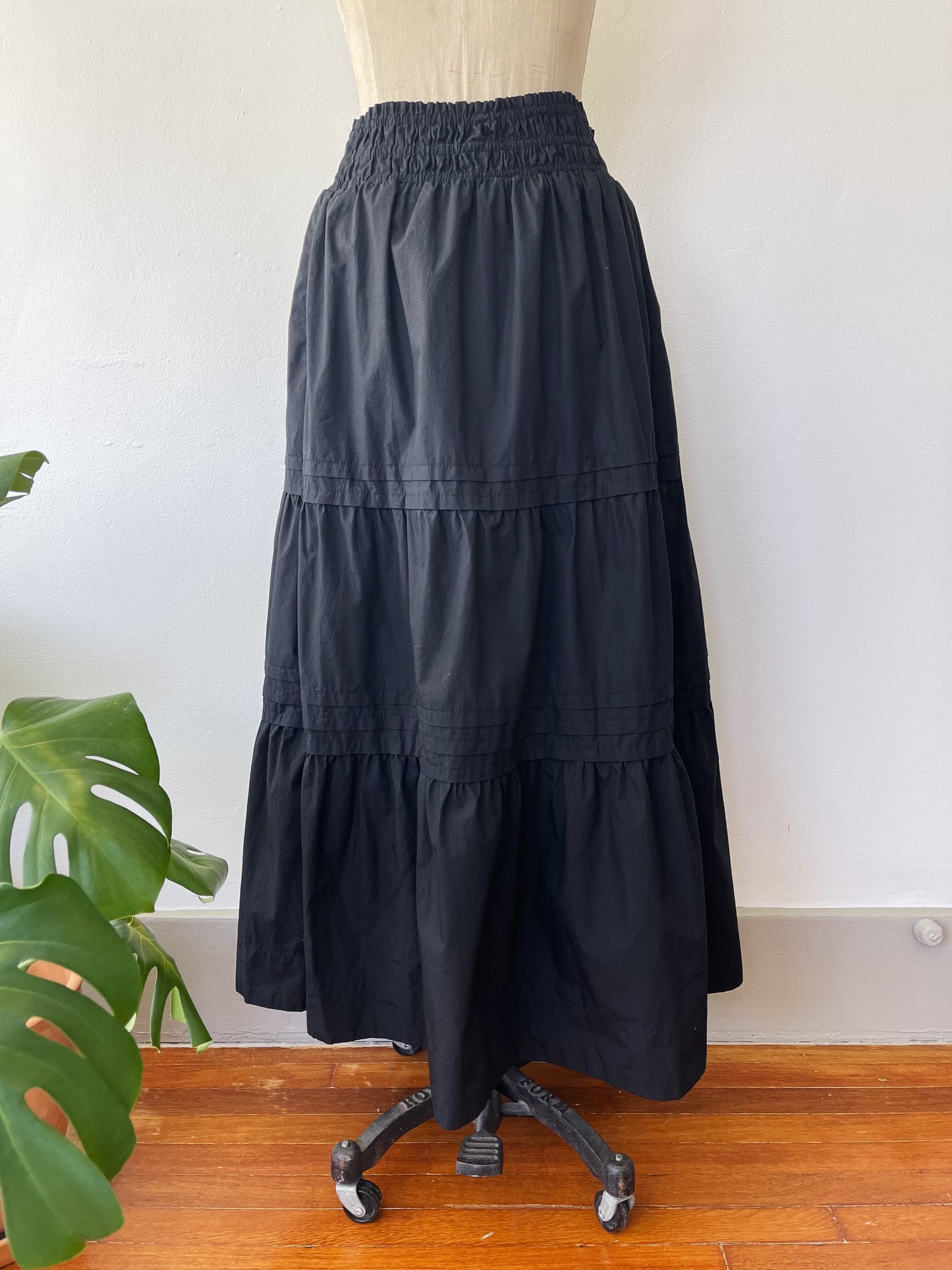 Black Flare Long Skirt