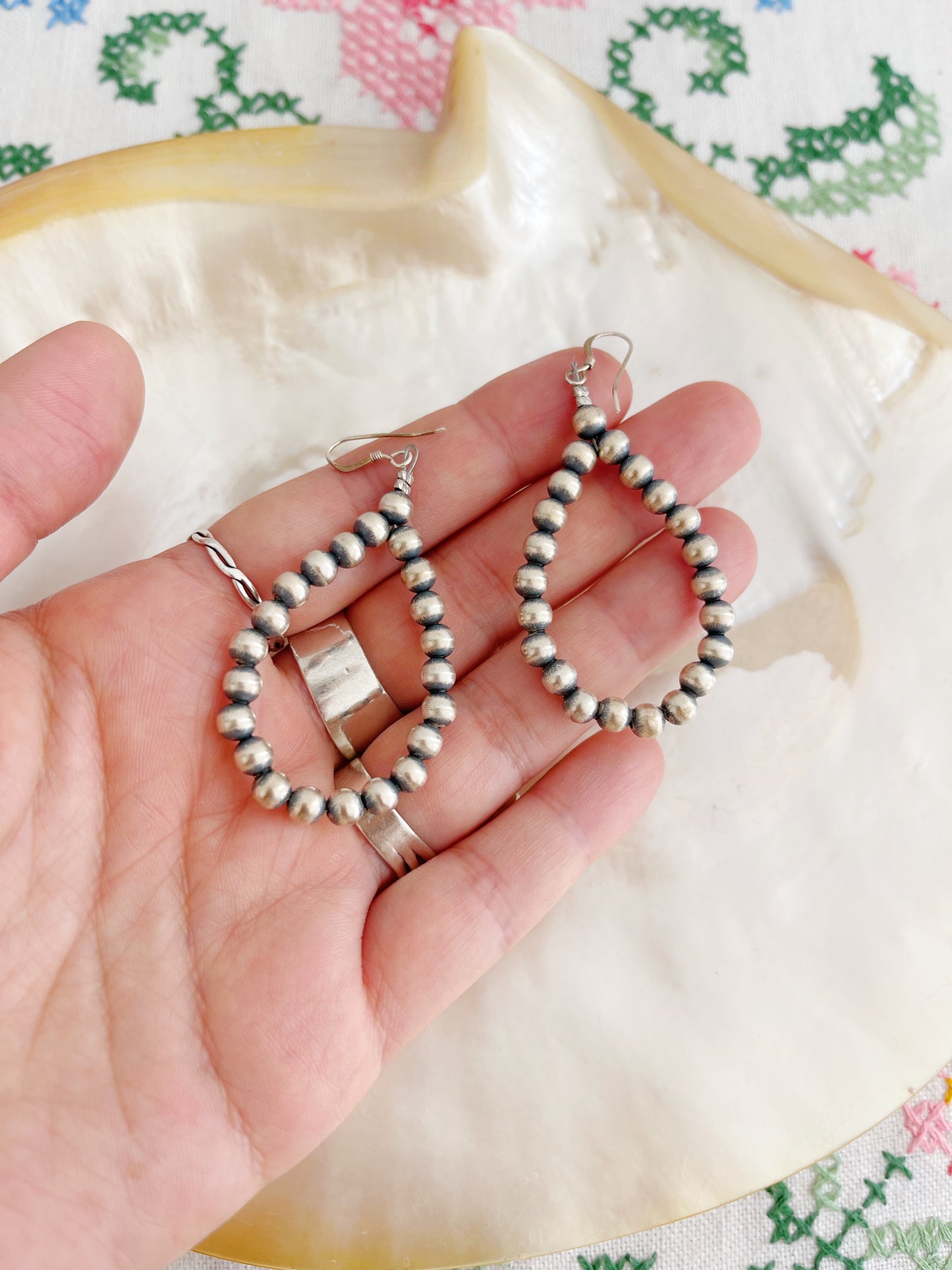 Navajo Pearl Silver Hoops Pierce.