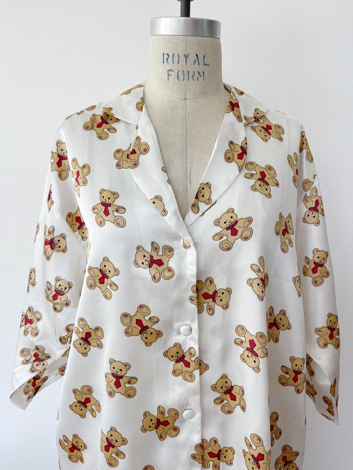 Dead Stock Bear Printed Silk Long Shirt