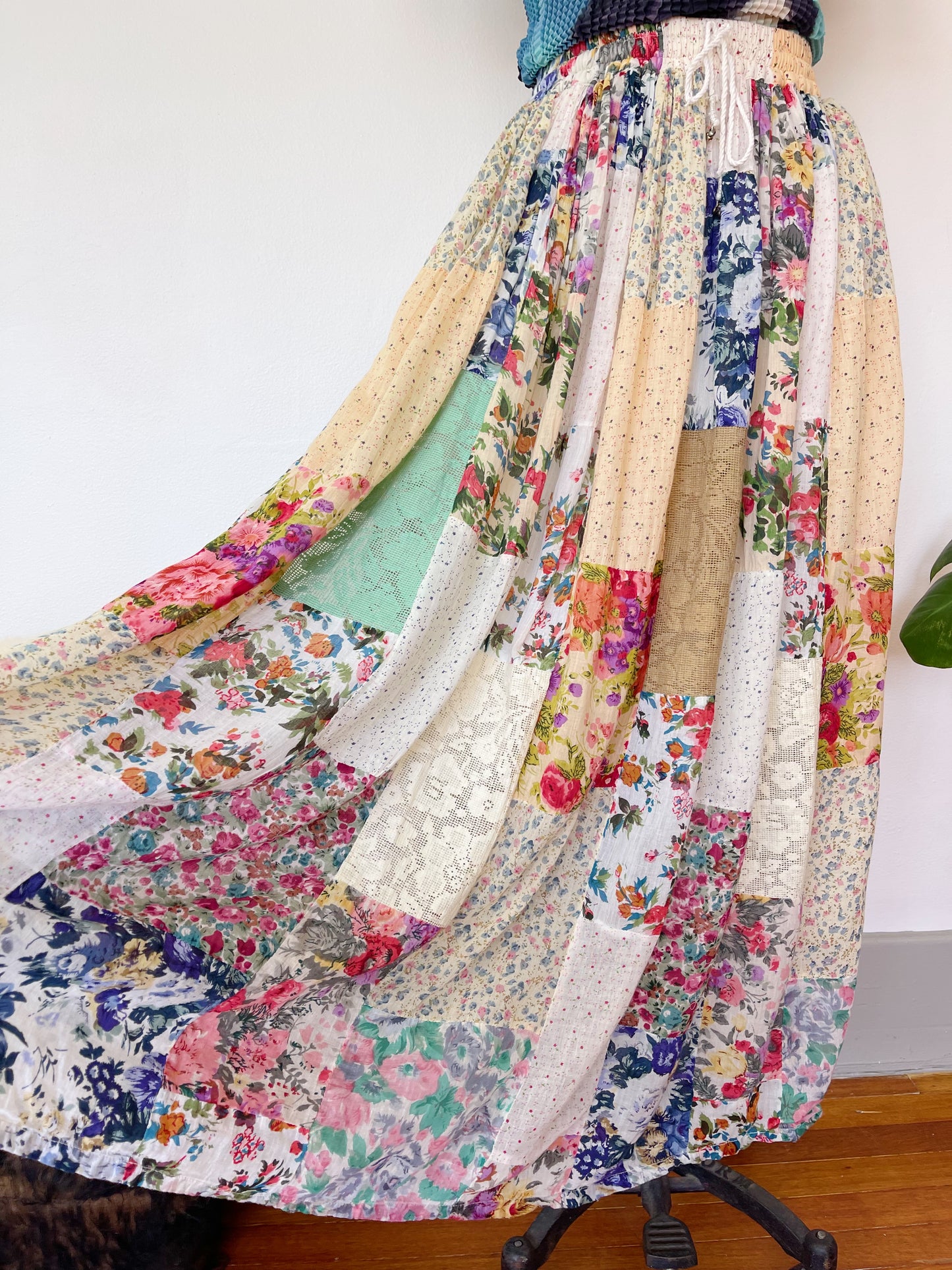 Vintage Patchworks Flower Maxi Skirt