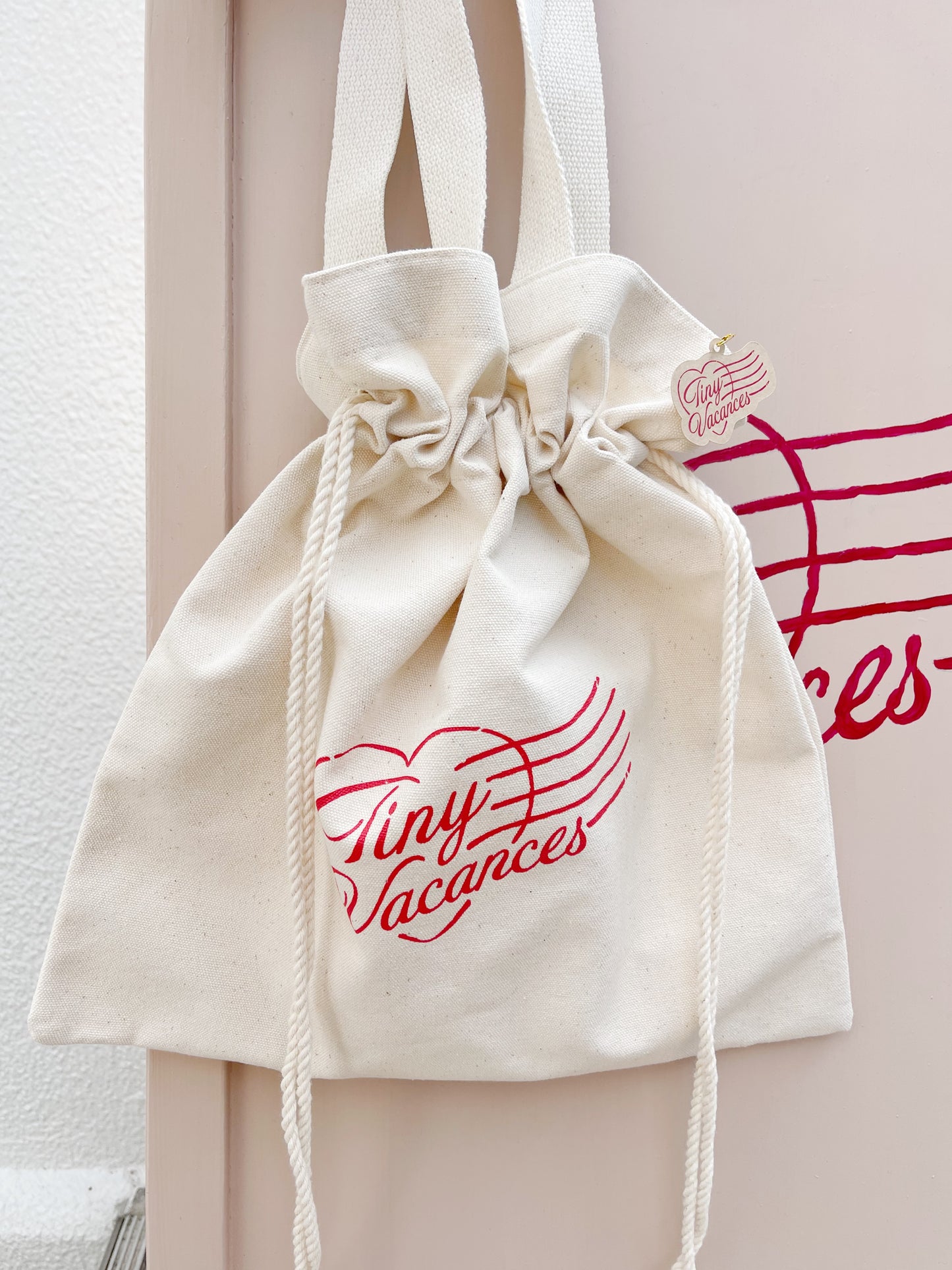 Tiny Vacances Tote Bag.