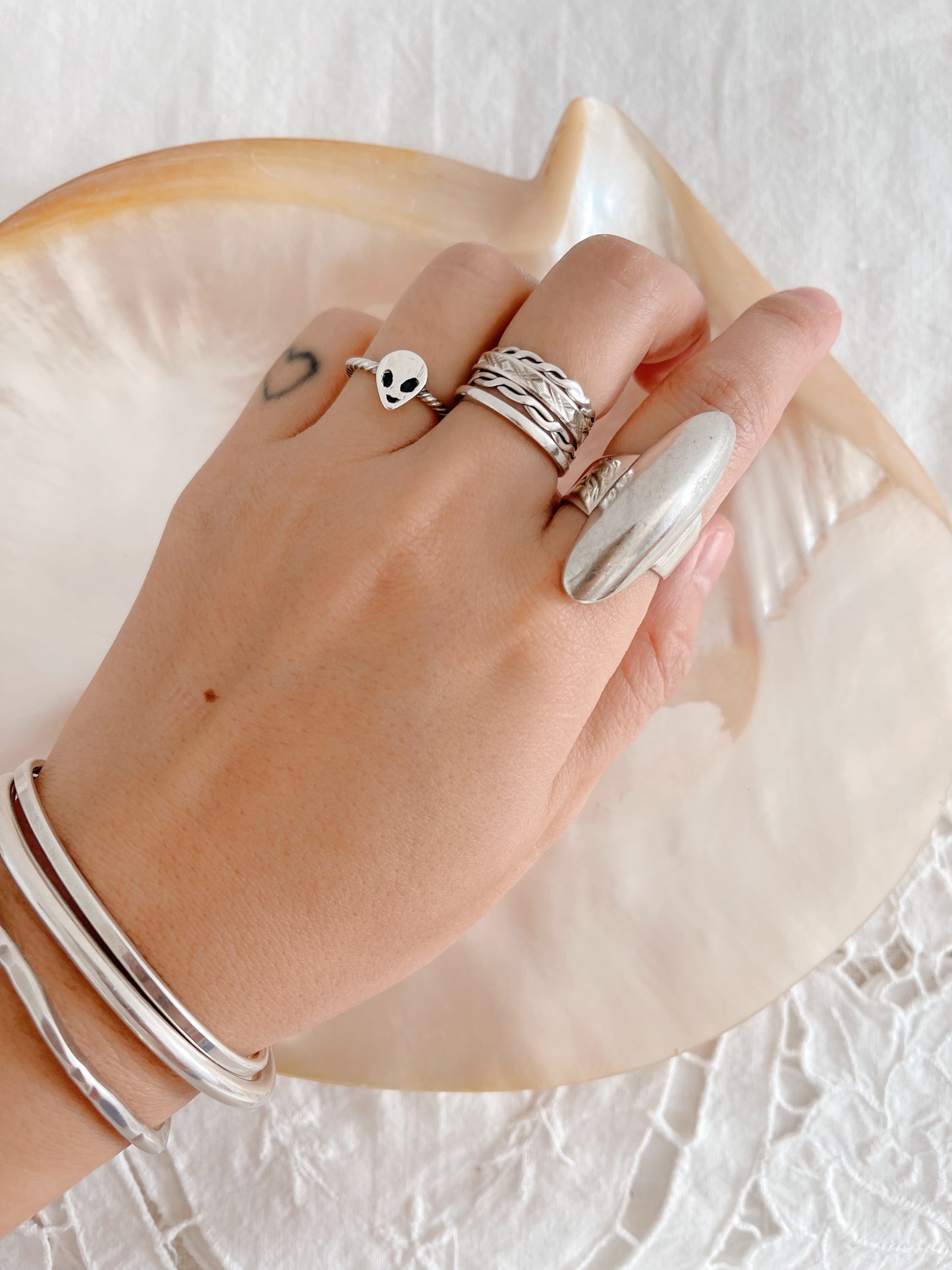 1980’s Solid Sterling Silver Oval Ring.