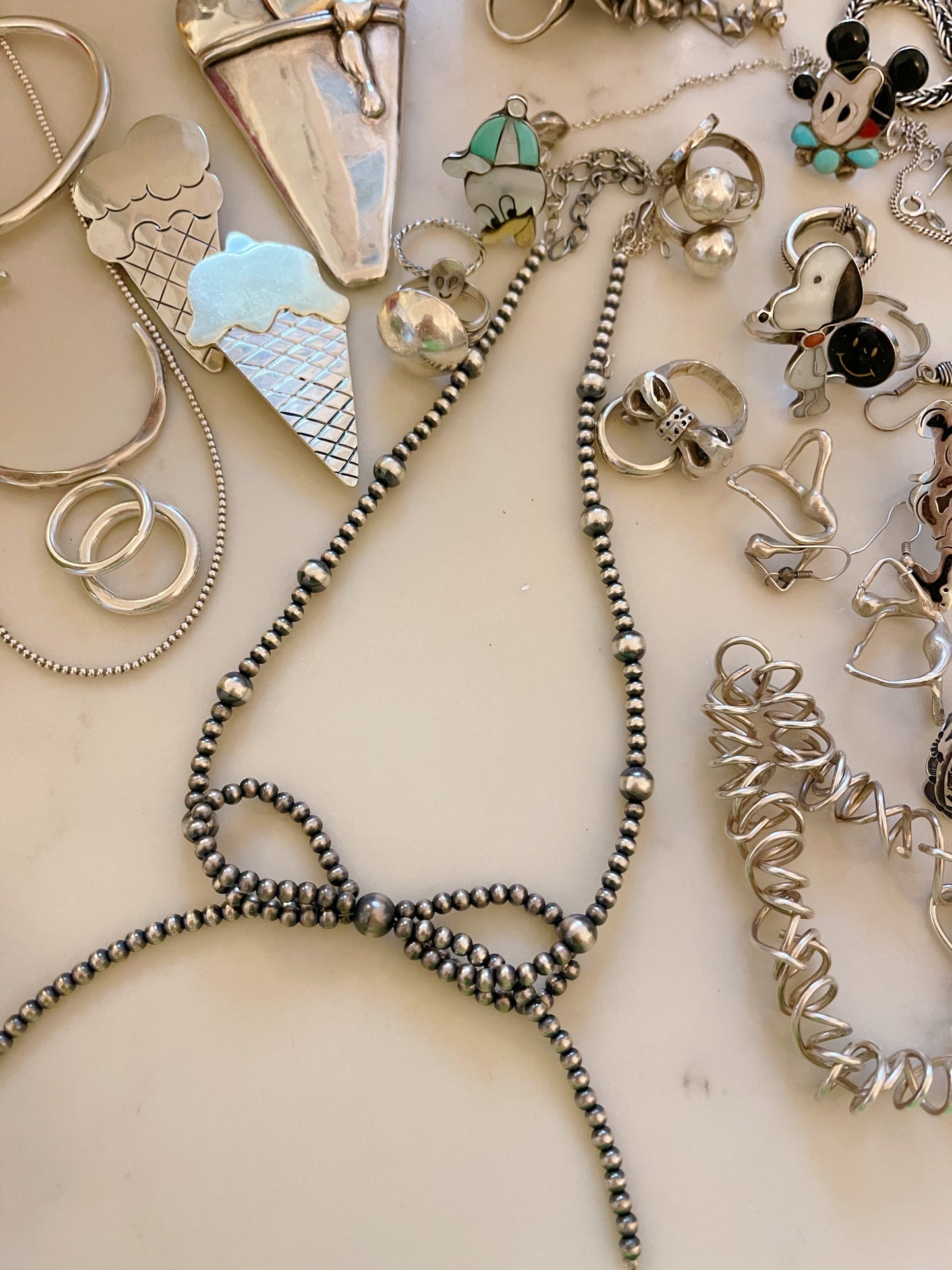 Navajo Pearl Ribbon Choker Necklace