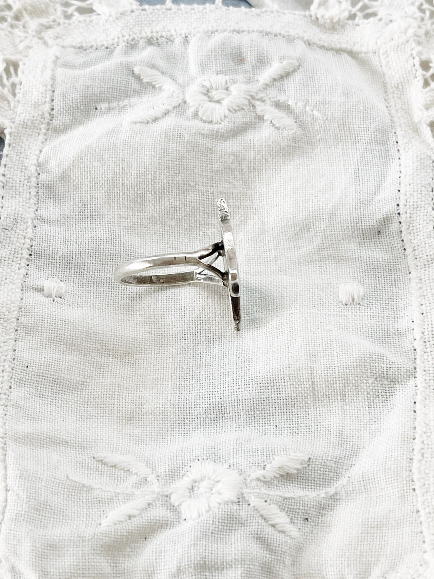 Vintage Zuni Horse Inlay Ring