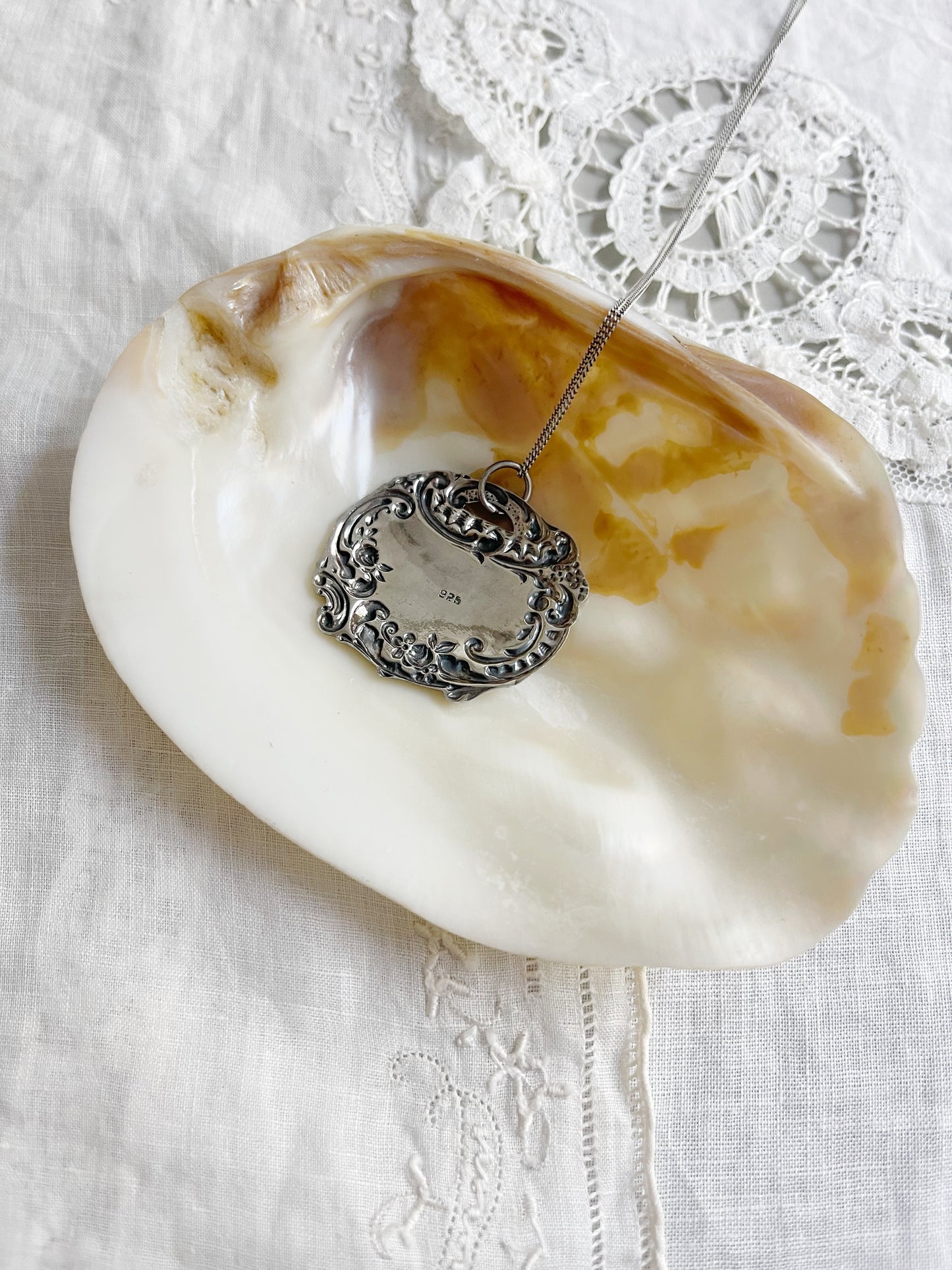 Vintage Engravable Silver Necklace