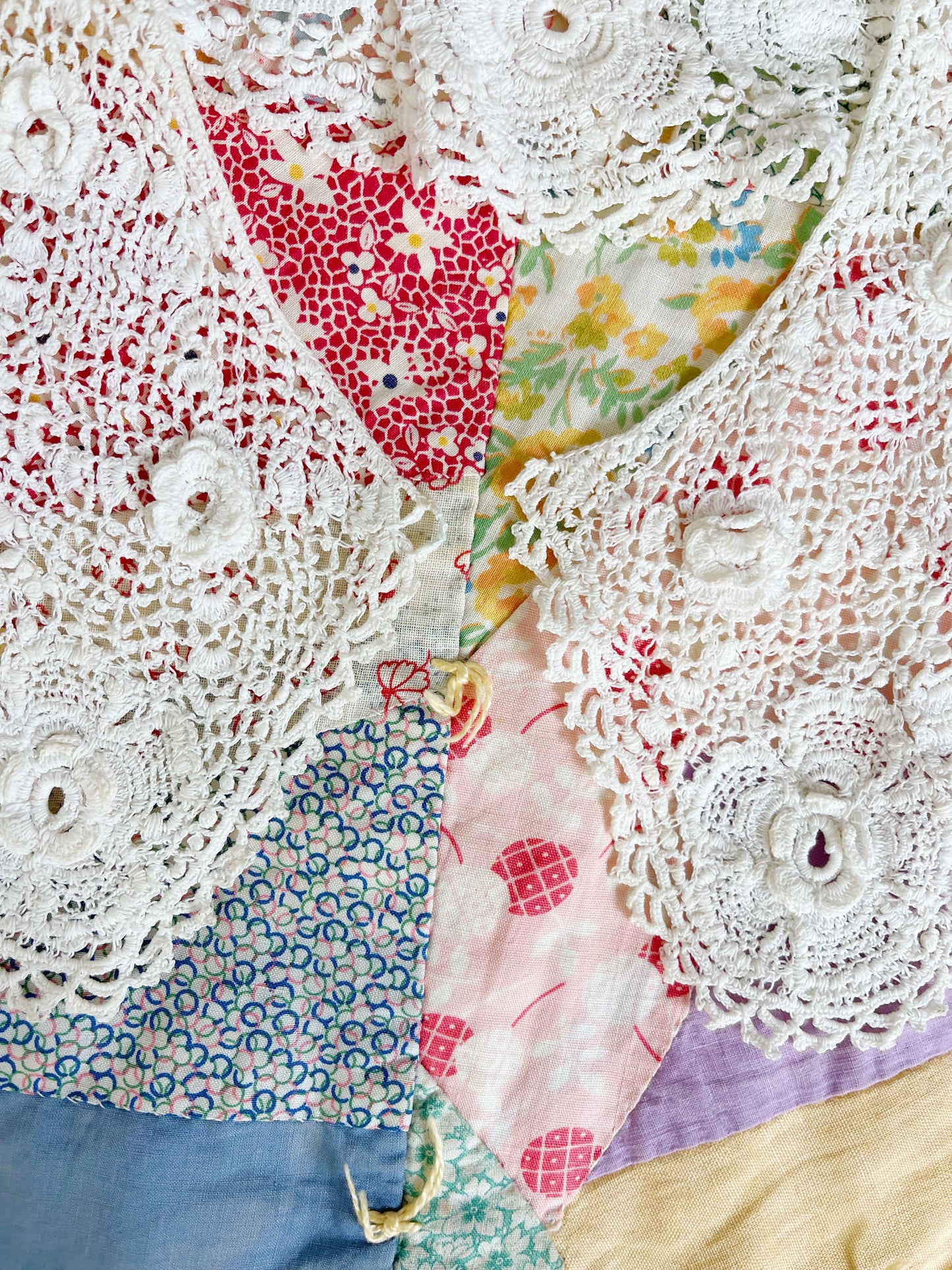 1940s Antique Crochet Collar