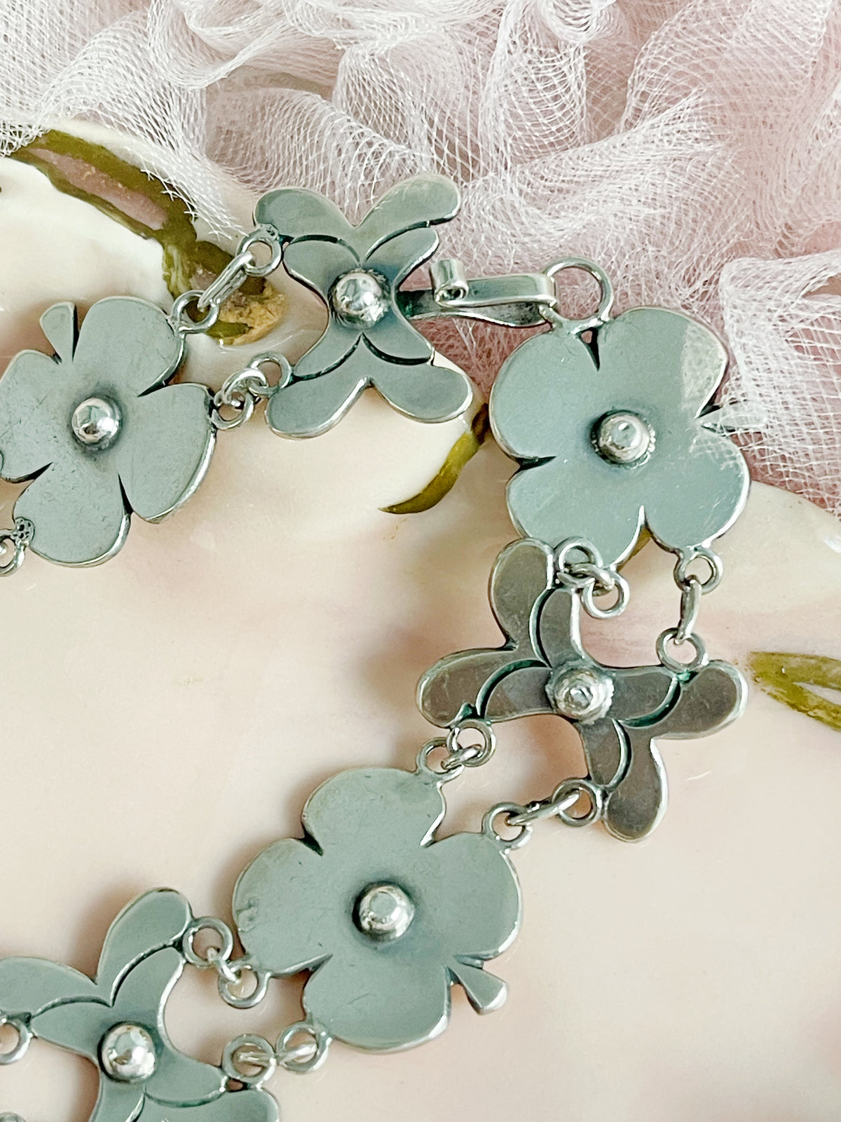 Vintage 1950s Flowers Silver 980 Necklace