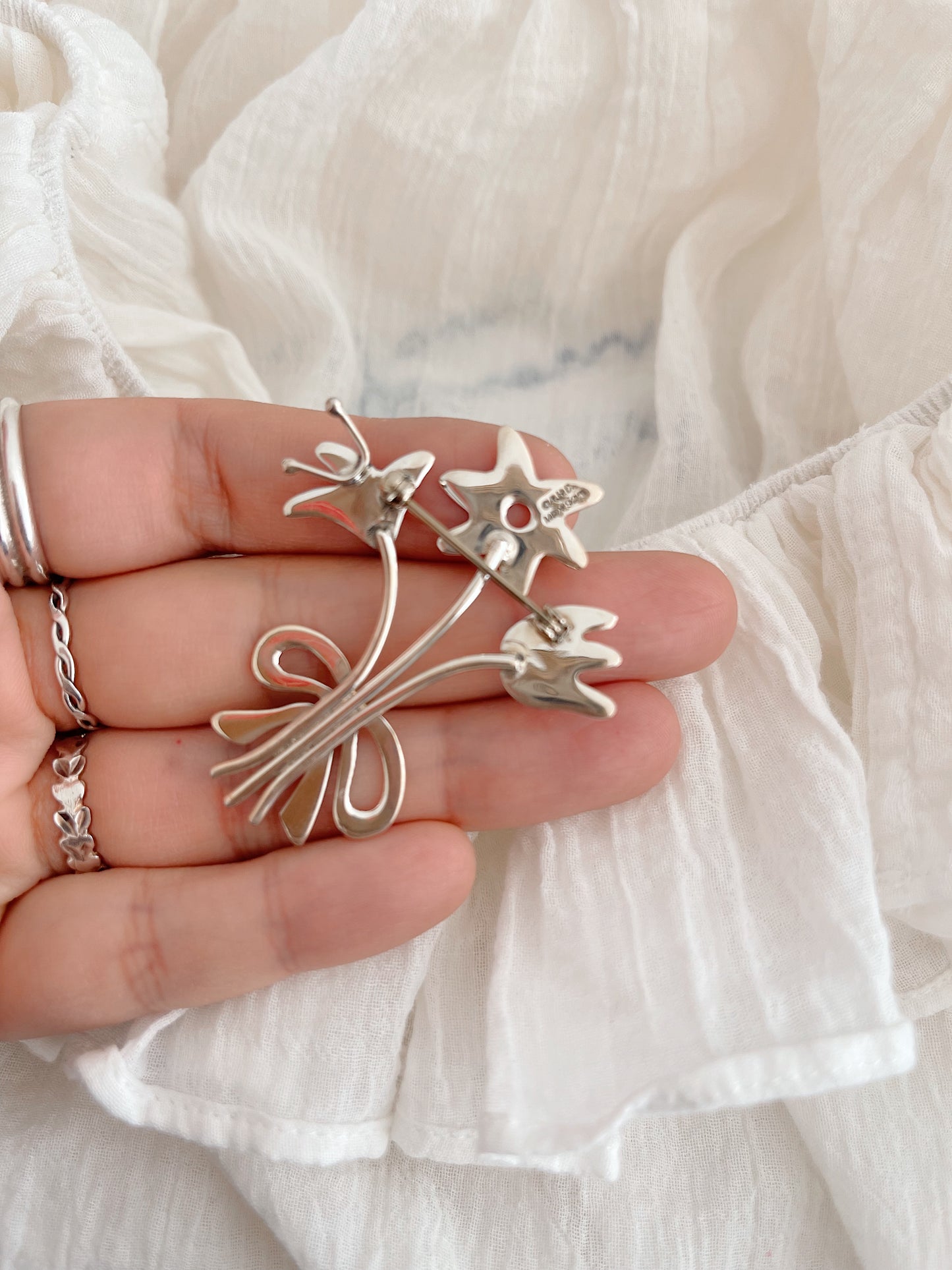 Vintage Flower Bouquet Silver Brooch.