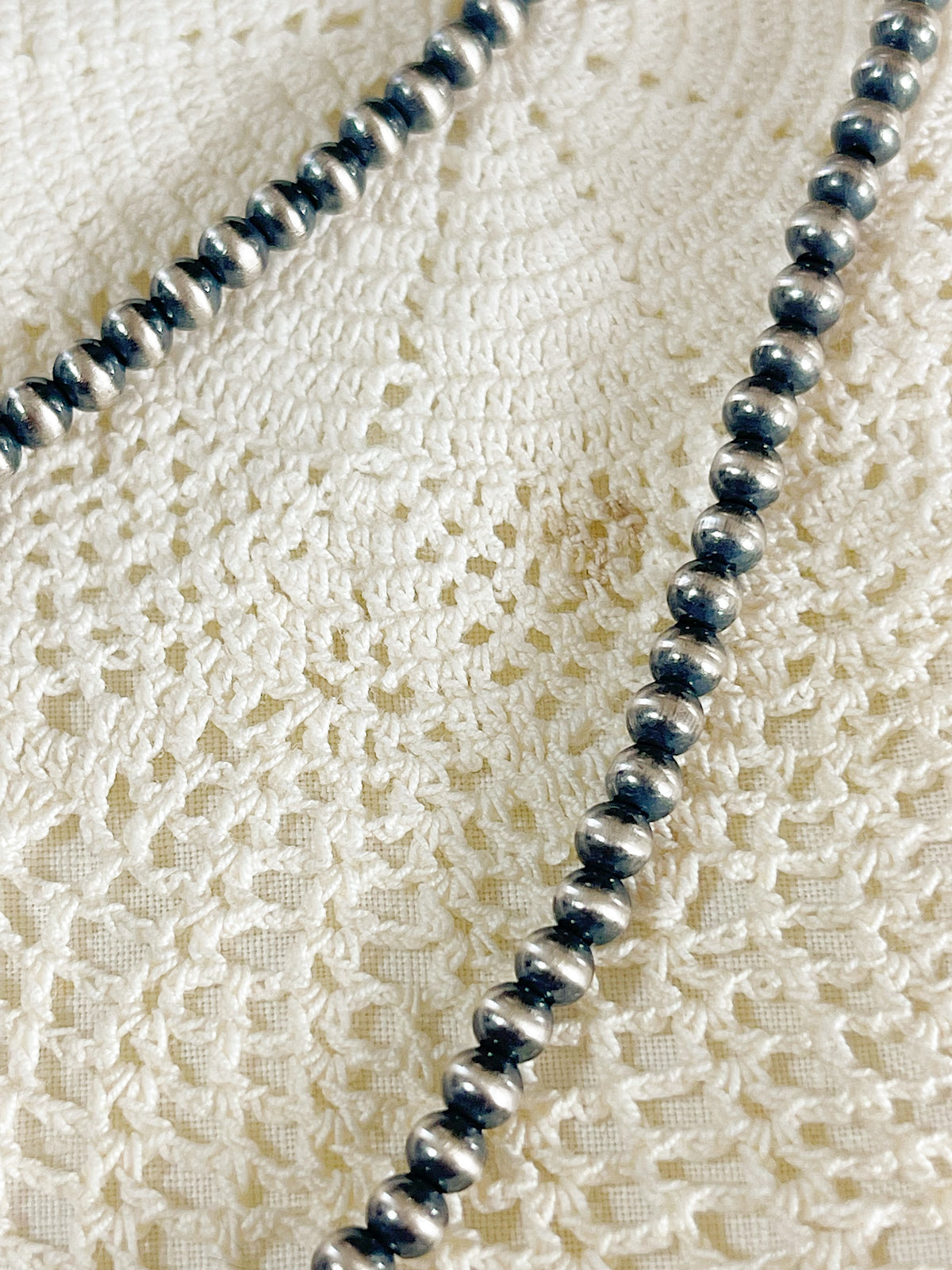 Navajo Pearl Necklace 4mm 16inc.